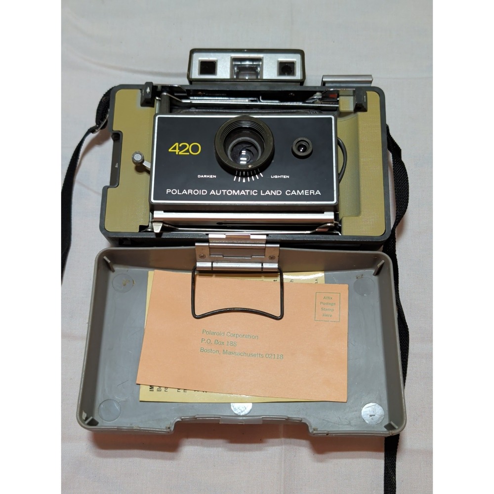 1970s Polaroid 420 Automatic Land Camera Retrospective Collectible Untested